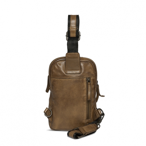 Кожена чанта през рамо