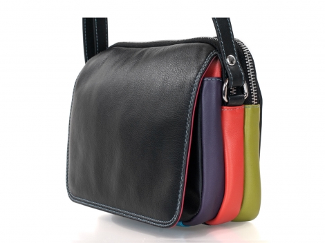 Дамска чанта с три отделения и капак. Серия