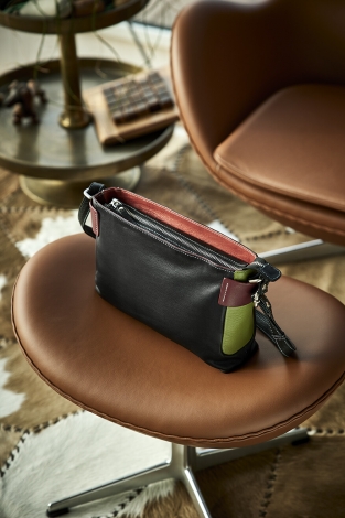 Дамска чанта - средна